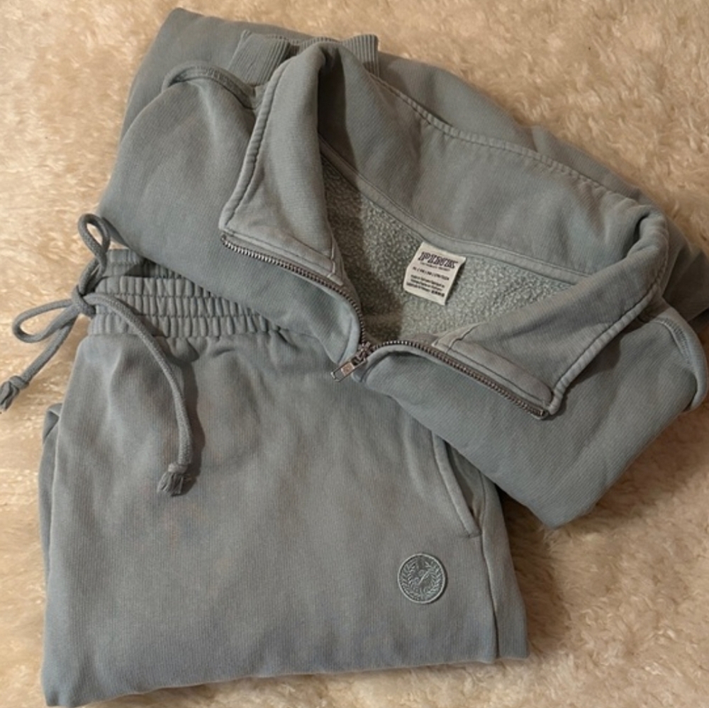 PINK Victoria's Secret Soft Seafoam Sweatsuit Set